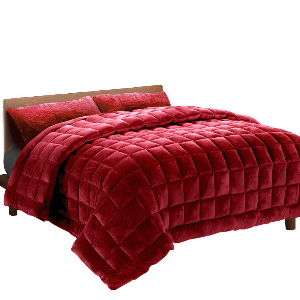 Faux Mink Quilt Burgundy – Super King