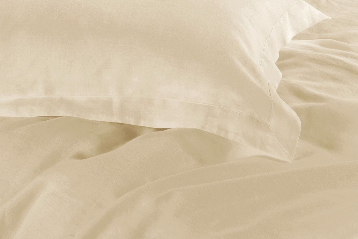 Arlo 1000TC Tailored Quilt Cover Set – Yellow Cream – Queen