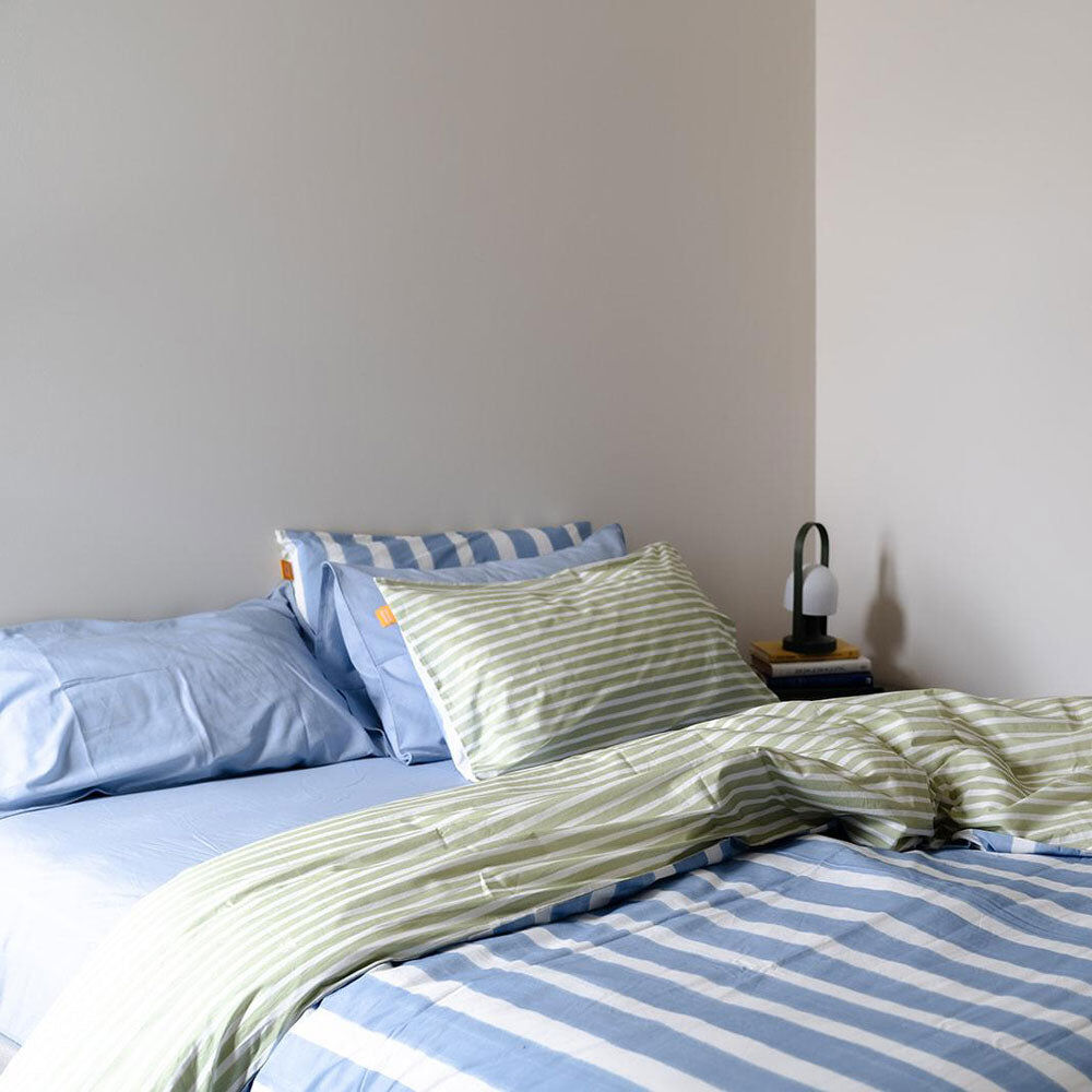 Linden 100% Cotton Duvet Quilt Cover Set w/ 2 Pillow Cases in Reversible Blue/Green/White Stripe – King